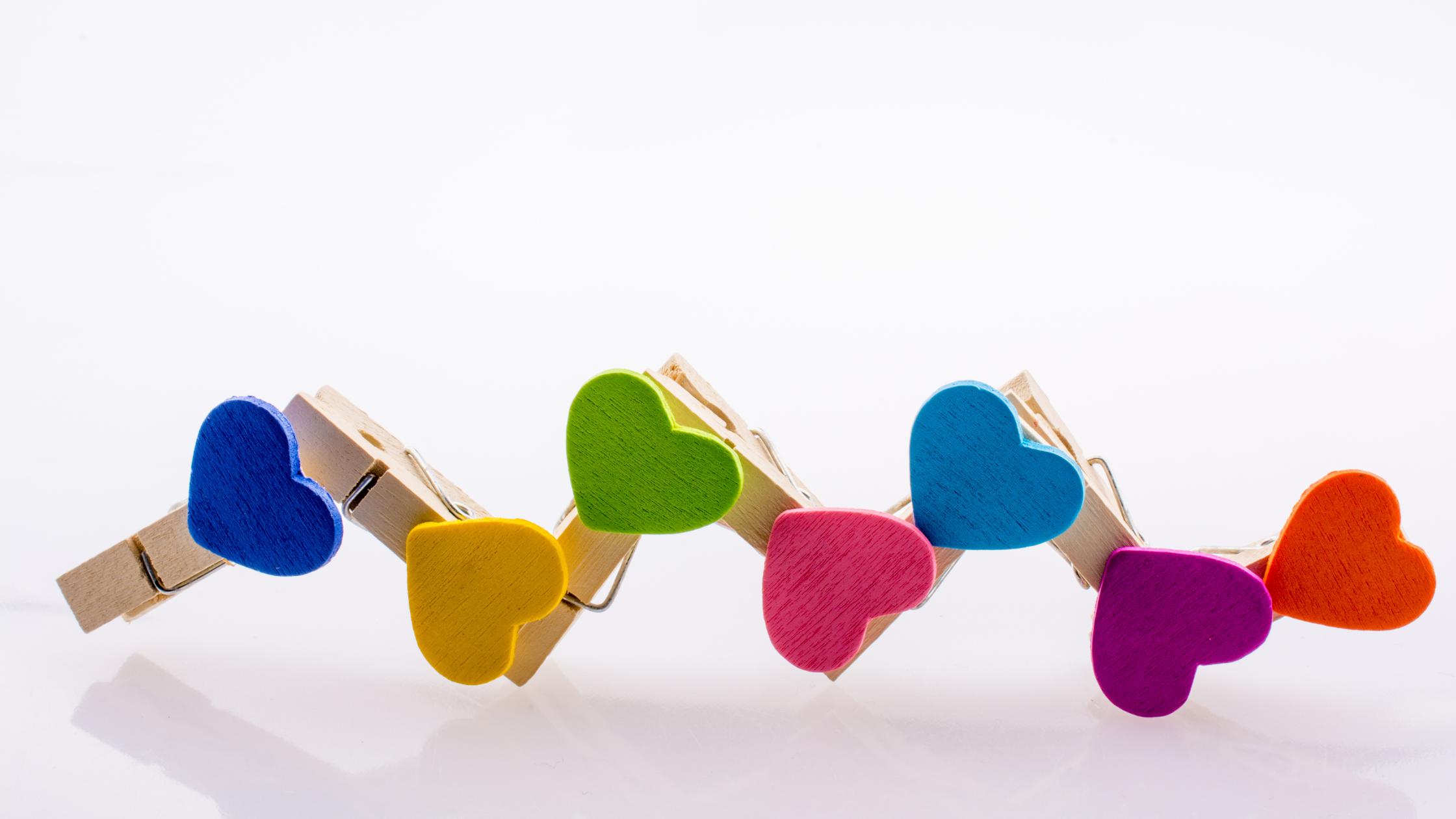 ¿Qué es el apego y cómo influye en nuestras relaciones sociales?